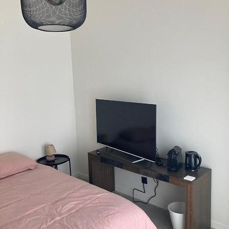 Le Nid Dardilly Hotel Bagian luar foto