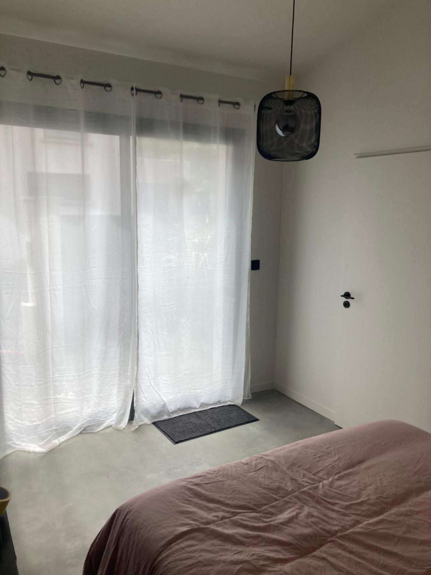 Le Nid Dardilly Hotel Bagian luar foto